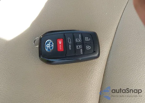 2021 Toyota Sienna Xle z USA, uszkodzony, nr VIN 5TDYSKFC6MS024932